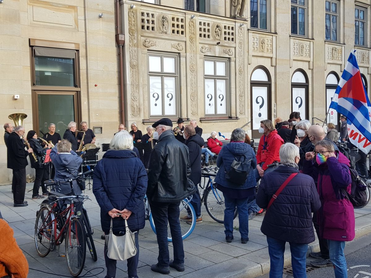 Protest am Stadthaus: Würdigung des Hamburger Widerstands gehört ins Stadtzentrum